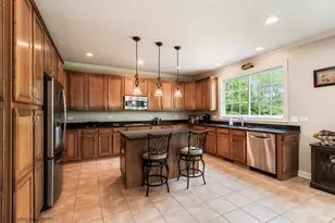 224 Red Oak Ct, Island Lake, IL 60042 - Photo 15