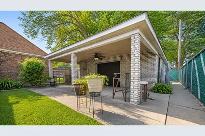 9348 S Michigan Avenue, Chicago, IL 60619 - Photo 17