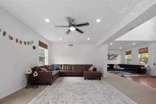785 Barclay Dr, Bolingbrook, IL 60440 - Photo 9