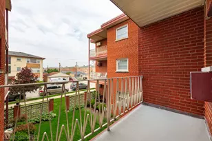3023 N Paris Ave, River Grove, IL 60171 - Photo 17