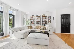 3827 N Greenview Ave, Chicago, IL 60613 - Photo 3