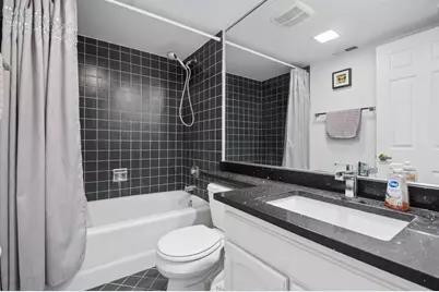 706 Waukegan Road #206-C, Glenview, IL 60025 - Photo 13