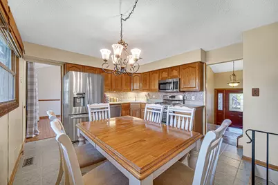 6234 Dolores Drive, Oak Forest, IL 60452 - Photo 13