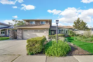 6234 Dolores Dr, Oak Forest, IL 60452 - Photo 1
