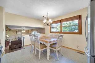 6234 Dolores Dr, Oak Forest, IL 60452 - Photo 15