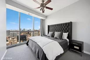 303 W Ohio St, Chicago, IL 60610 - Photo 9