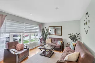 7008 W Montrose Ave, Norridge, IL 60706 - Photo 3