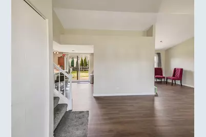 191 Pebblecreek Trail, Carol Stream, IL 60188 - Photo 3