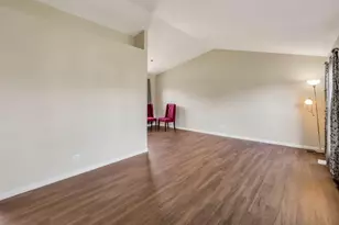 191 Pebble Creek Trail, Carol Stream, IL 60188 - Photo 5