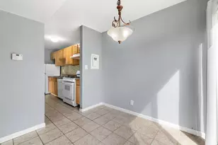 9 Fernwood Dr, Bolingbrook, IL 60440 - Photo 11