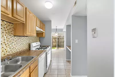 9 Fernwood Drive #N, Bolingbrook, IL 60440 - Photo 17