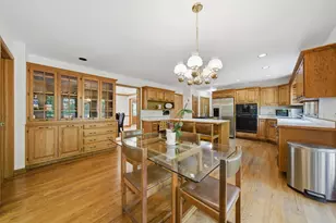 8701 Lake Ridge Dr, Darien, IL 60561 - Photo 17