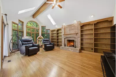 8701 Lake Ridge Drive, Darien, IL 60561 - Photo 13