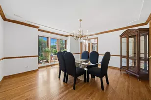 8701 Lake Ridge Dr, Darien, IL 60561 - Photo 11