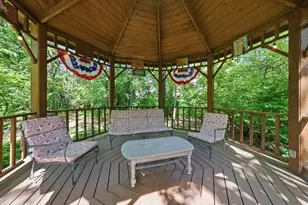 8701 Lake Ridge Dr, Darien, IL 60561 - Photo 5