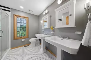 8701 Lake Ridge Dr, Darien, IL 60561 - Photo 25