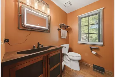 8701 Lake Ridge Drive, Darien, IL 60561 - Photo 17