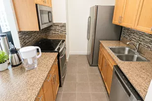 400 N La Salle Dr, Chicago, IL 60654 - Photo 3
