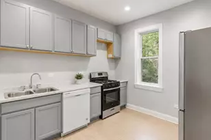3018 W Flournoy St, Chicago, IL 60612 - Photo 5
