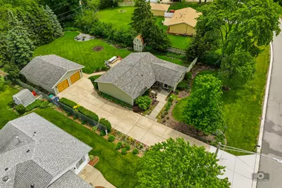 16141 Laurel Drive, Orland Park, IL 60462 - Photo 3
