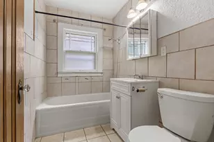 2215 13th Ave, Rockford, IL 61104 - Photo 7