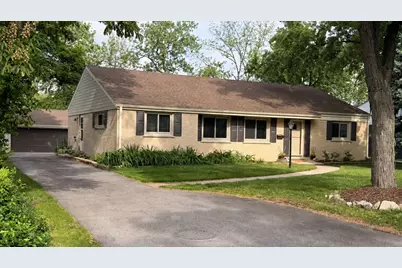 5818 Ridgewood Drive, Western Springs, IL 60558 - Photo 1