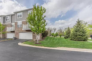 1134 E Bauer Rd, Naperville, IL 60563 - Photo 23