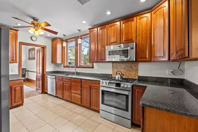 622 N Ridgeland Avenue, Oak Park, IL 60302 - Photo 11