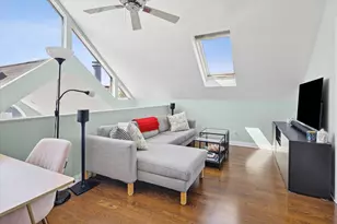 2024 W Iowa St, Chicago, IL 60622 - Photo 13