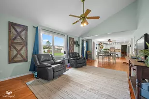 802 Andrea Dr, Manhattan, IL 60442 - Photo 17