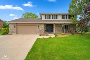 802 Andrea Dr, Manhattan, IL 60442 - Photo 1