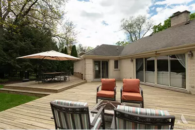 22 Essex Lane, Lincolnshire, IL 60069 - Photo 33