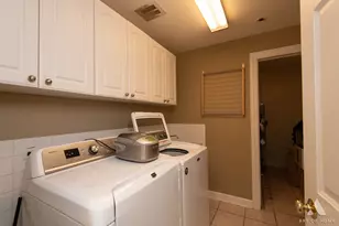 22 Essex Ln, Lincolnshire, IL 60069 - Photo 29