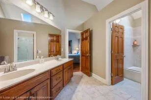 4012 Champion Rd, Naperville, IL 60564 - Photo 31