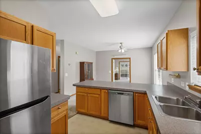 2905 Buckskin Lane, Grayslake, IL 60030 - Photo 11