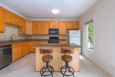 3804 W Devon Avenue, Lincolnwood, IL 60712 - Photo 19