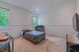 3804 W Devon Ave, Lincolnwood, IL 60712 - Photo 29