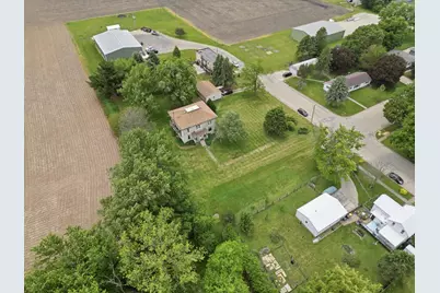 403 E Cherokee Avenue, Shabbona, IL 60550 - Photo 33