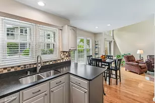 1321 Orrington Ct, Wheeling, IL 60090 - Photo 15