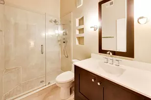 1259 N Wood St, Chicago, IL 60622 - Photo 15