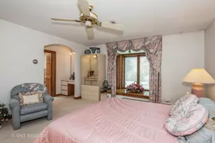 30W010 Smith Rd, West Chicago, IL 60185 - Photo 33