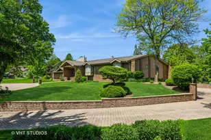 30W010 Smith Rd, West Chicago, IL 60185 - Photo 1