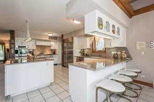 30W010 Smith Rd, West Chicago, IL 60185 - Photo 19