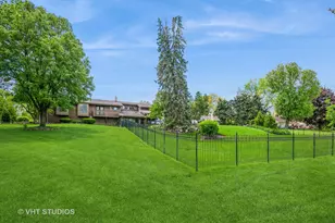 30W010 Smith Rd, West Chicago, IL 60185 - Photo 7