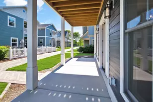 13 Great Loop West Dr, Ottawa, IL 61350 - Photo 3