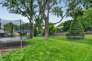 8632 Clifford Dr, Darien, IL 60561 - Photo 51