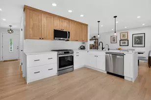 8632 Clifford Dr, Darien, IL 60561 - Photo 17
