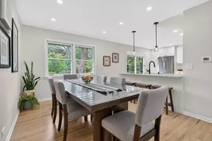 8632 Clifford Dr, Darien, IL 60561 - Photo 13