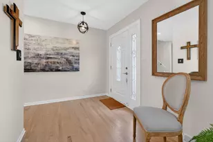 8632 Clifford Dr, Darien, IL 60561 - Photo 5