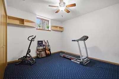 1920 Hazelwood Drive, Lindenhurst, IL 60046 - Photo 29